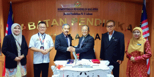 Kunjungan Hormat Encik Mohd Mahyuddin Bin Hj. Mohd Noordin ke Jabatan Pendidikan W.P Labuan